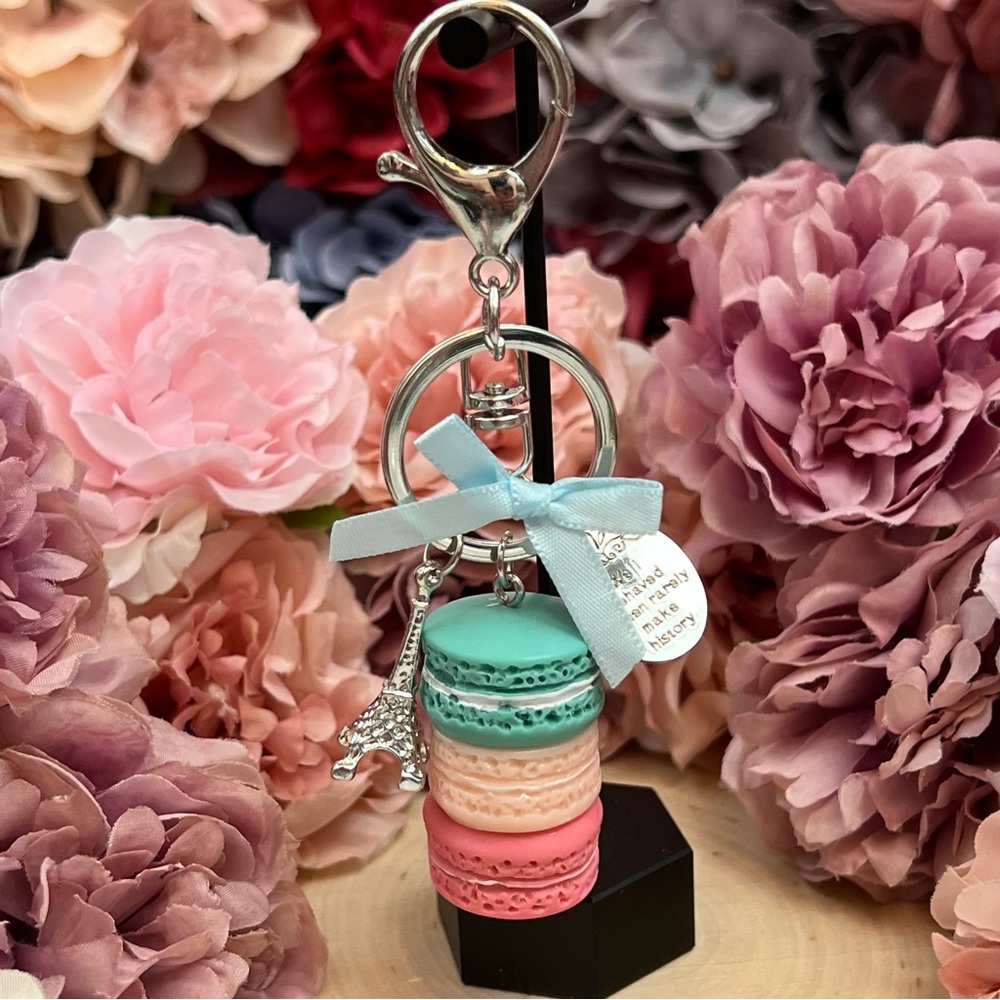Colorful Macarons & Eiffel Tower Charm Keychain - Picture 1 of 13